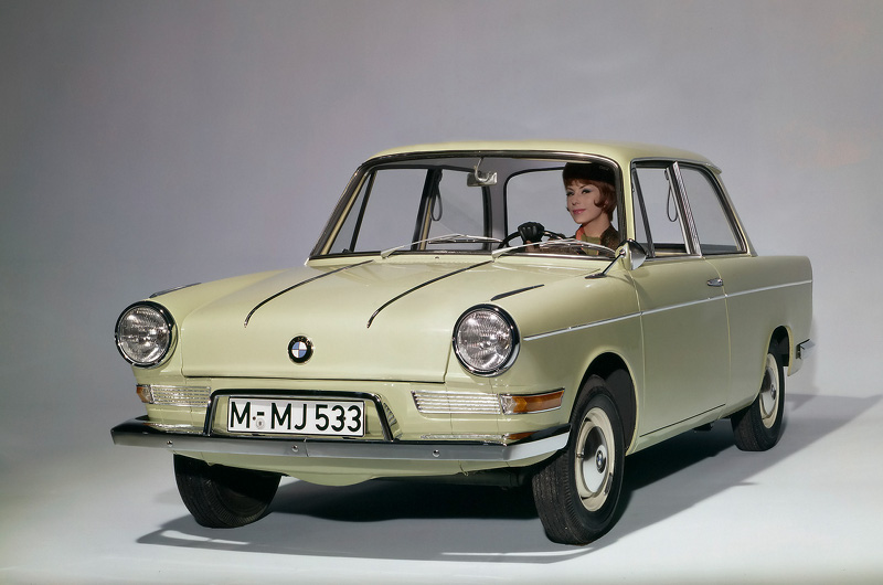 Illustration for article titled Ten Awesome Cars With Tiny Engines